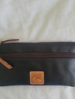 Dooney & Bourke Black Leather Zip Pouch Wallet with Brown Trim